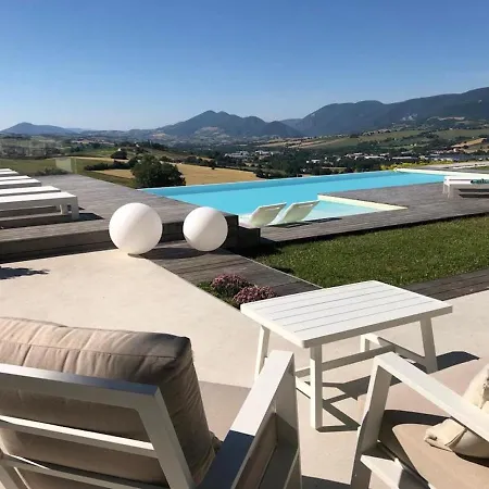 Serre Alte Landscape Luxury Bed and Breakfast 4*