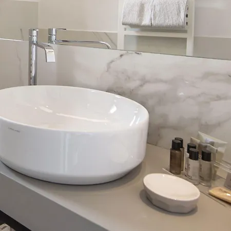 Serre Alte Landscape Luxury Bed and Breakfast 4*
